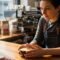 El lenguaje no verbal del barista: clave para una atención excepcional